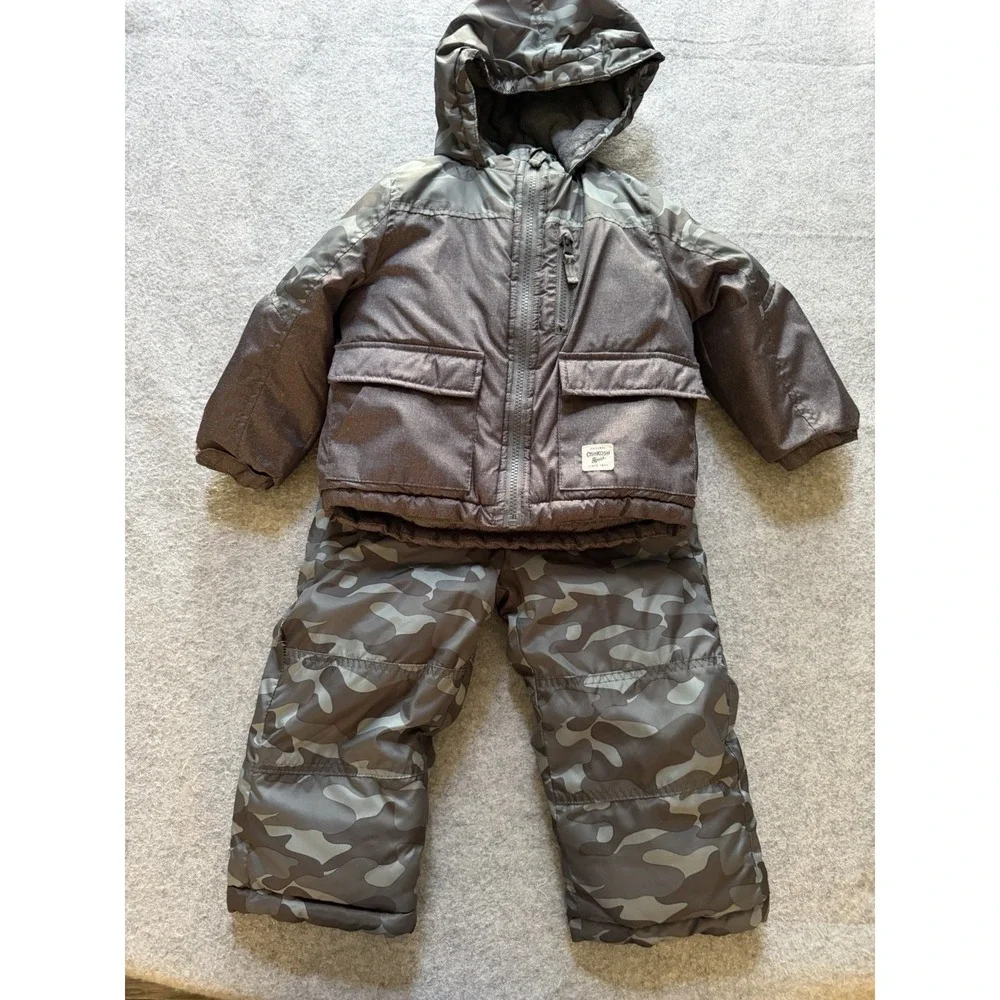 OshKosh B'Gosh Boy Ski Jacket and Snowbib Snowsuit Outfit Camo Size 4T
